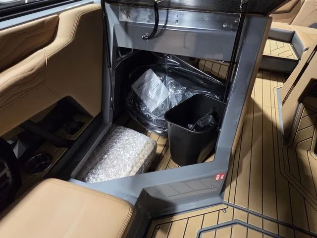 Slide: The Image of Nautique Super Air Nautique G23 2026 - 16