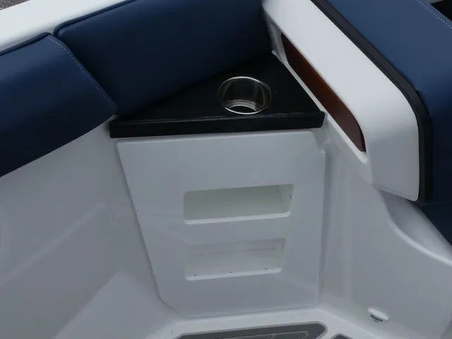 Slide: The Image of Monterey Elite 30 OB 2026 - 14