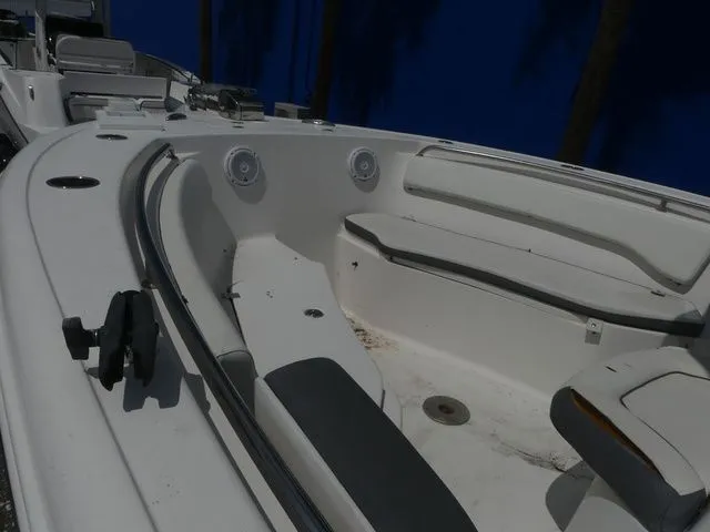 Slide: The Image of Tidewater 220 LXF 2018 - 12