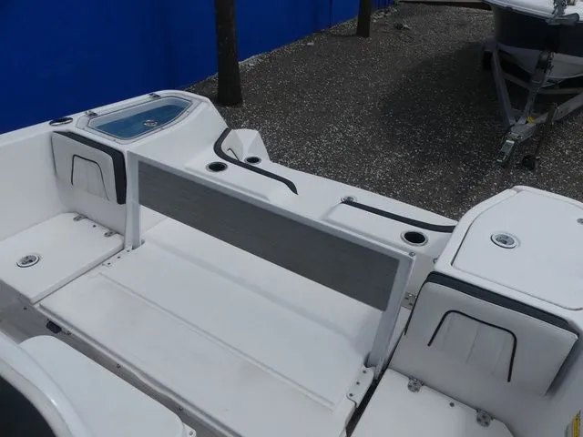 Slide: The Image of Yamaha 252 FSH® SPORT 2022 - 14