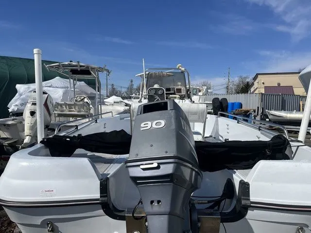 Slide: The Image of Triumph 190 Bay CC 2003 - 5