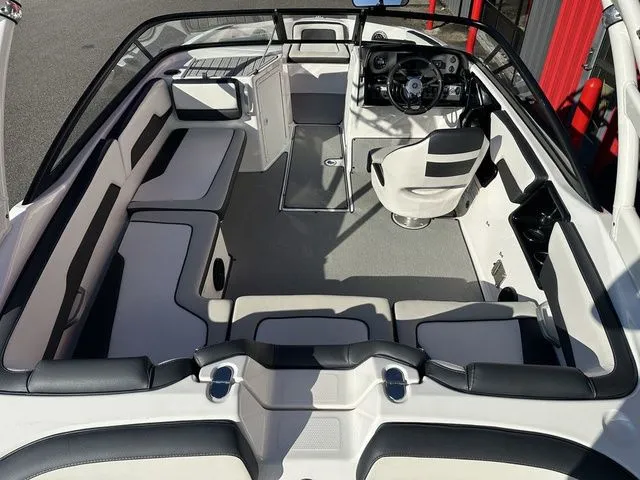 Slide: The Image of Yamaha AR195 2023 - 10