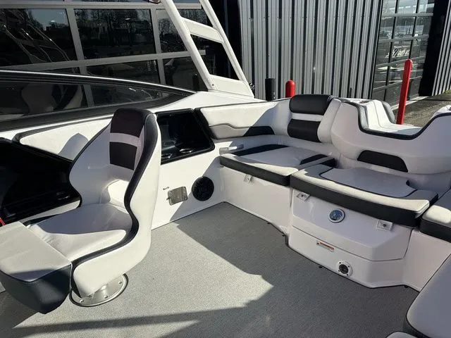 Slide: The Image of Yamaha AR195 2023 - 9