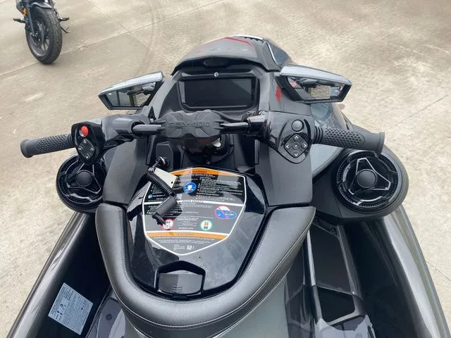 Slide: The Image of Sea-Doo GTR-X300 AUDIO IBR 2026 - 3