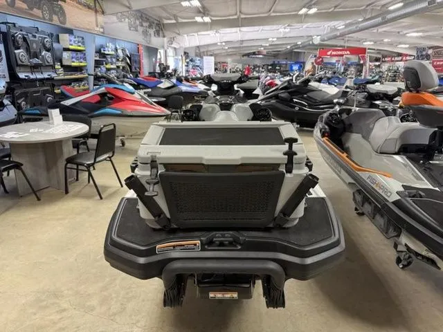 Slide: The Image of Sea-Doo FishPro Sport 170 BRP Premium Audio, iDF, iBR 2026 - 16