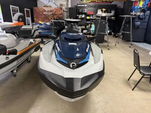 Slide: The Image of Sea-Doo FishPro Sport 170 BRP Premium Audio, iDF, iBR 2026 - 2