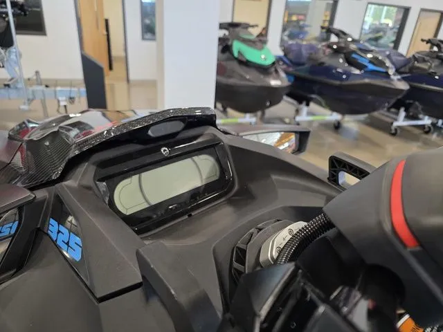 Slide: The Image of Sea-Doo RXP-X 2026 - 14