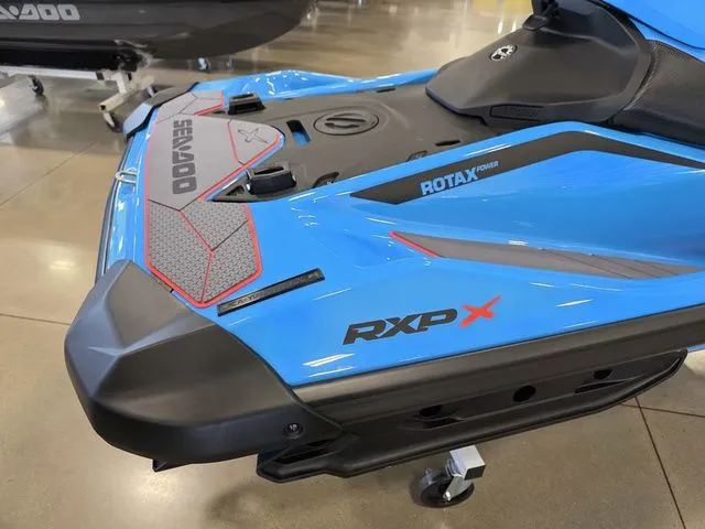 Slide: The Image of Sea-Doo RXP-X 2026 - 18