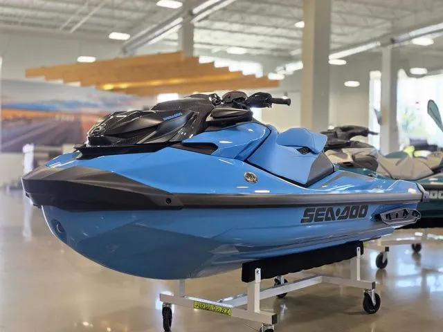 Slide: The Image of Sea-Doo RXP-X 2026 - 4