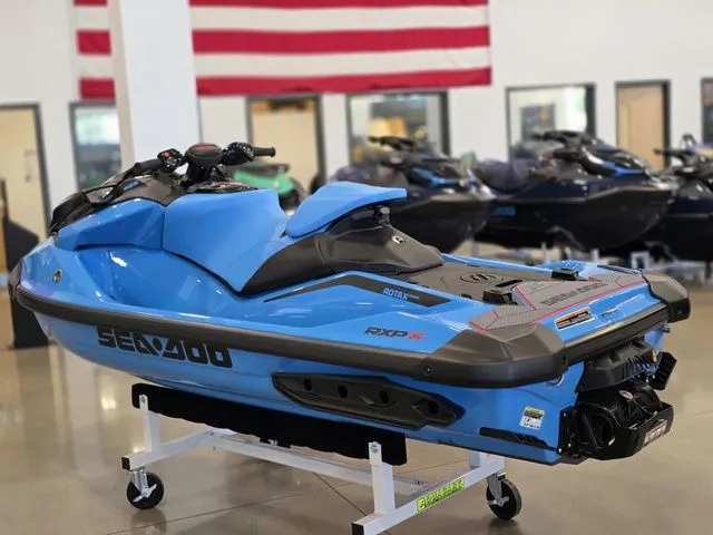 Slide: The Image of Sea-Doo RXP-X 2026 - 6