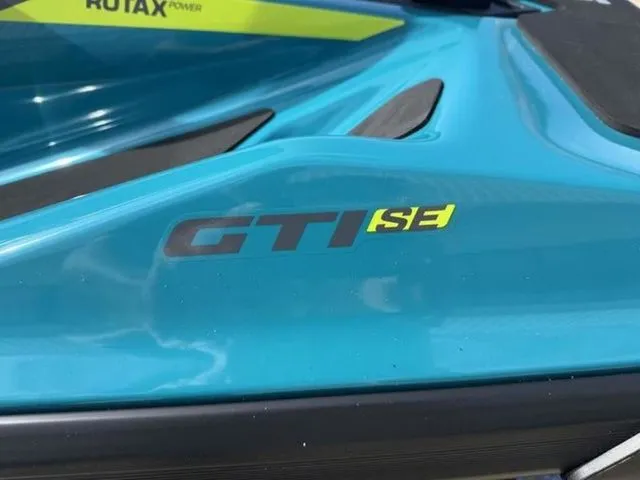 Slide: The Image of Sea-Doo GTI SE 130 2026 - 16