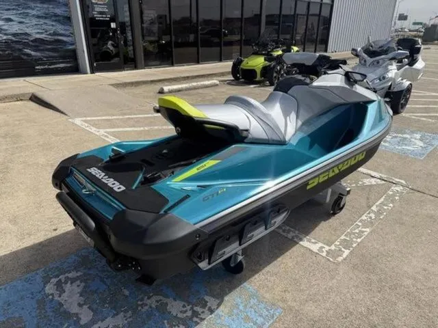 Slide: The Image of Sea-Doo GTI SE 130 2026 - 6