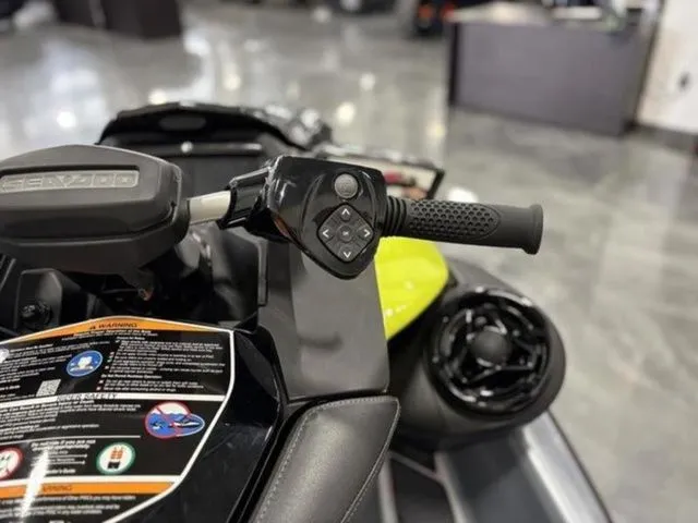 Slide: The Image of Sea-Doo RXP-X 2026 - 11