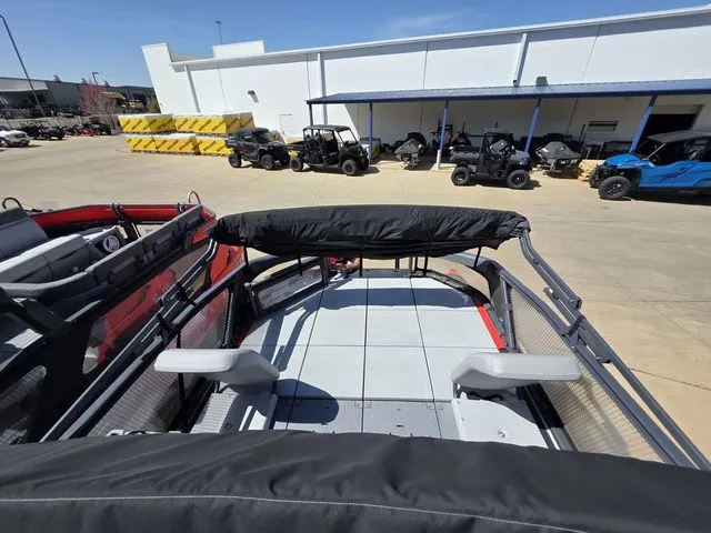 Slide: The Image of Sea-Doo Switch Sport 21 2023 - 15