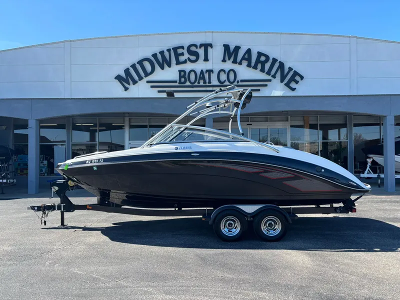 The Image of Yamaha AR240 HO 2012 - 1