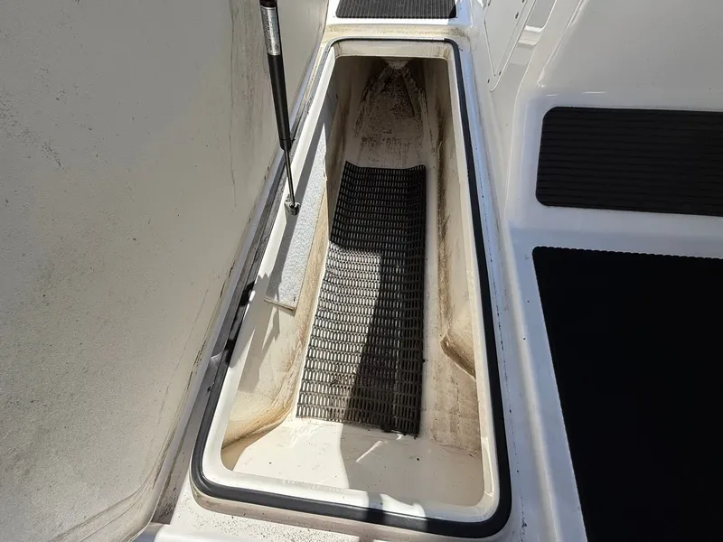 Slide: The Image of Yamaha AR240 HO 2012 - 10