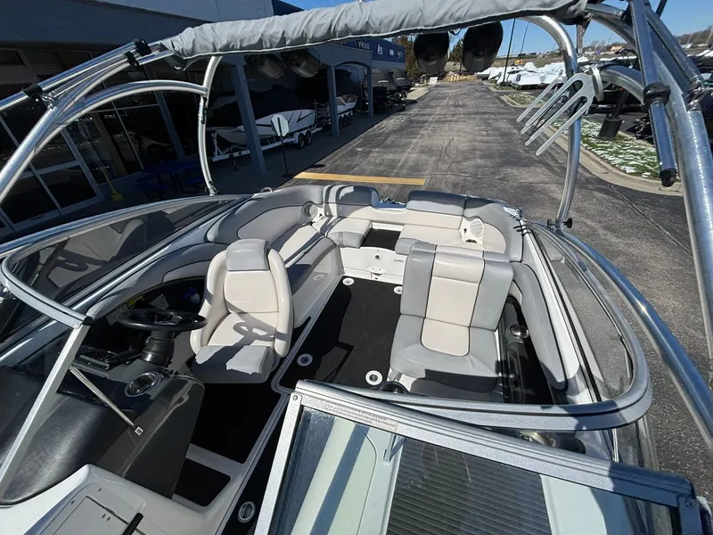 Slide: The Image of Yamaha AR240 HO 2012 - 18