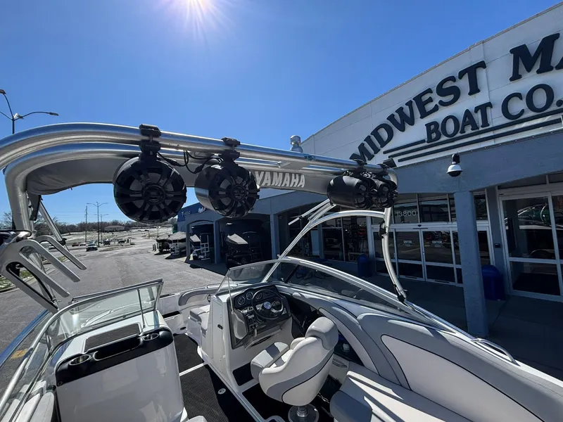 Slide: The Image of Yamaha AR240 HO 2012 - 20