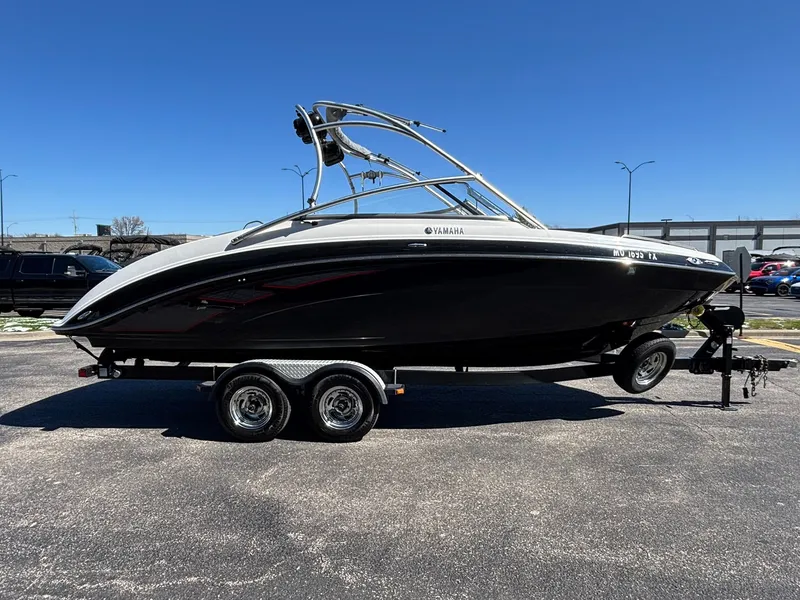 Slide: The Image of Yamaha AR240 HO 2012 - 24