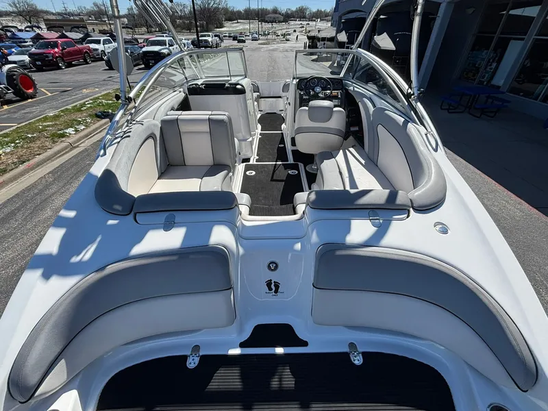 Slide: The Image of Yamaha AR240 HO 2012 - 28