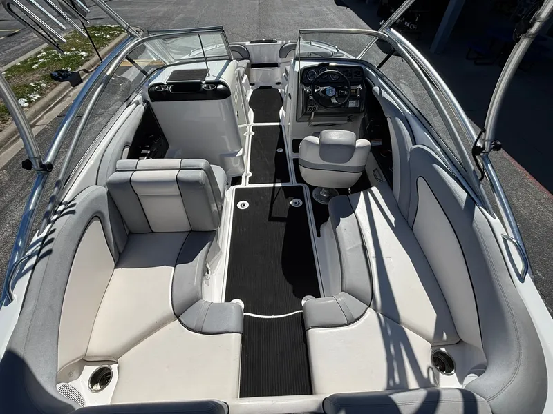 Slide: The Image of Yamaha AR240 HO 2012 - 29