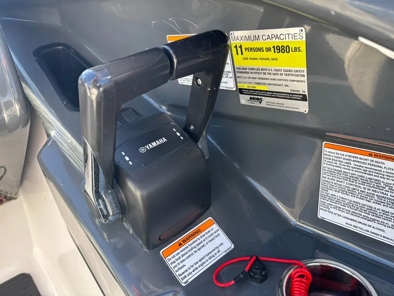 Slide: The Image of Yamaha AR240 HO 2012 - 9