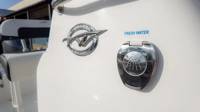 Slide: The Image of Tidewater 2110 Bay Max 2026 - 12