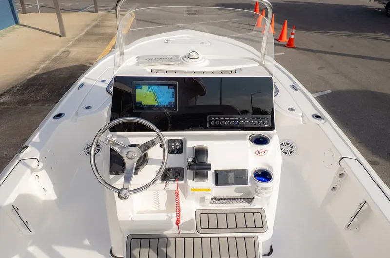 Slide: The Image of Tidewater 2110 Bay Max 2026 - 15