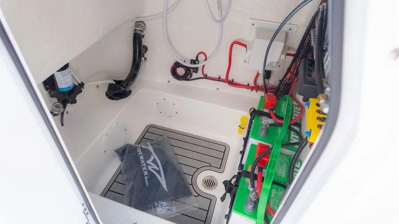 Slide: The Image of Tidewater 2110 Bay Max 2026 - 9