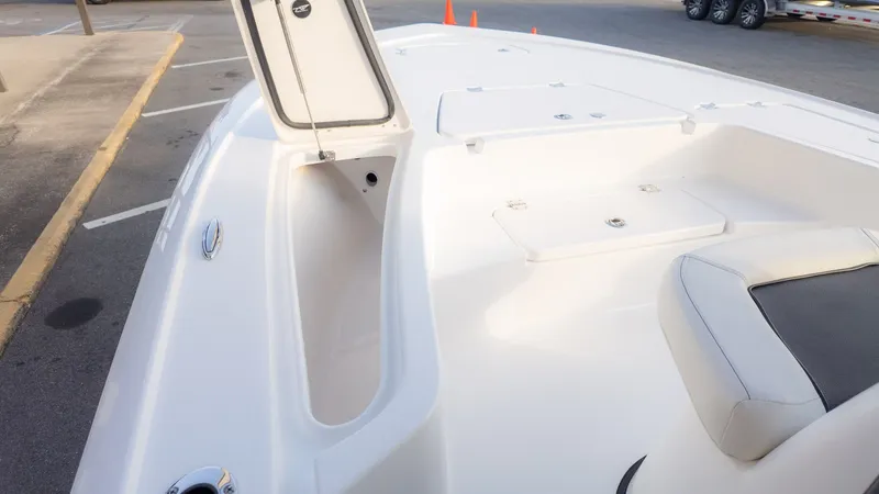 Slide: The Image of Tidewater 2110 Bay Max 2026 - 11