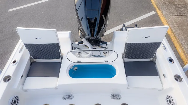 Slide: The Image of Tidewater 2110 Bay Max 2026 - 7