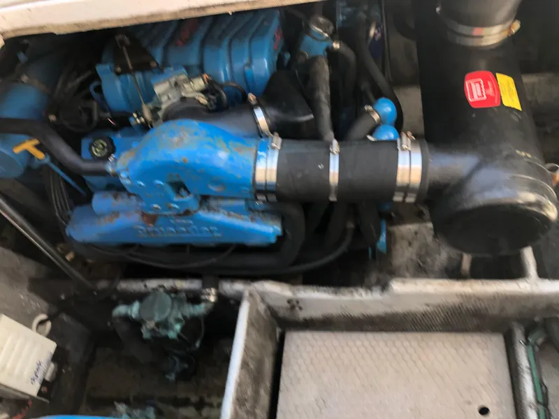 Slide: The Image of Engine compartment of a 1999 Silverton 351 Sedan boat. - 22