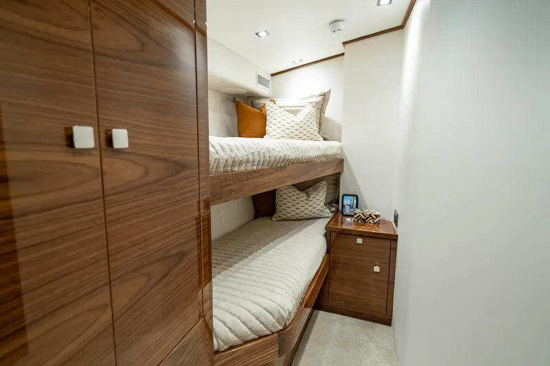 Slide: The Image of Guest Stateroom - 18