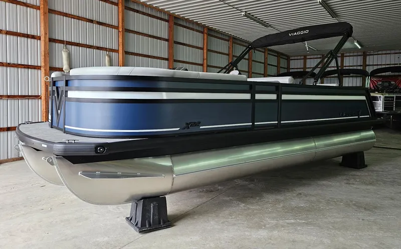 The Image of Viaggio LAGO X 22D TRITOON 2026 - 0