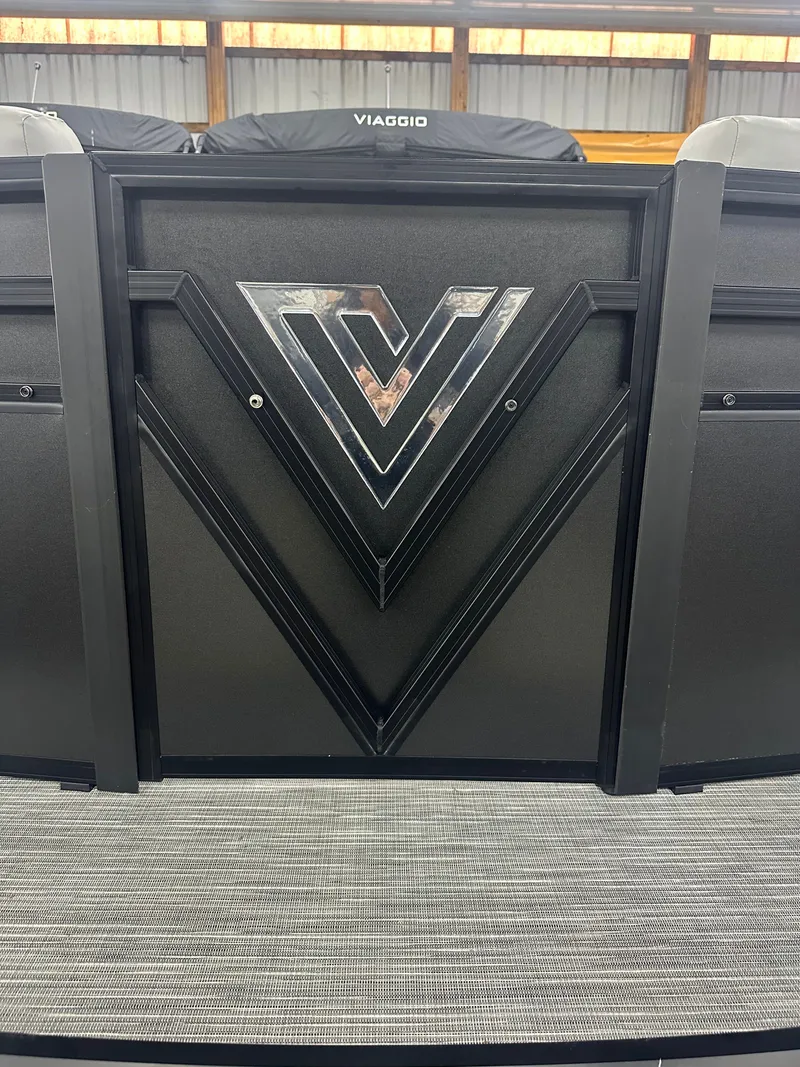 The Image of Viaggio LAGO V 20U 2025 - 0