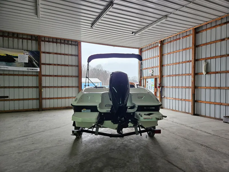 Slide: The Image of Bayliner ELEMENT E16LE 2025 - 2