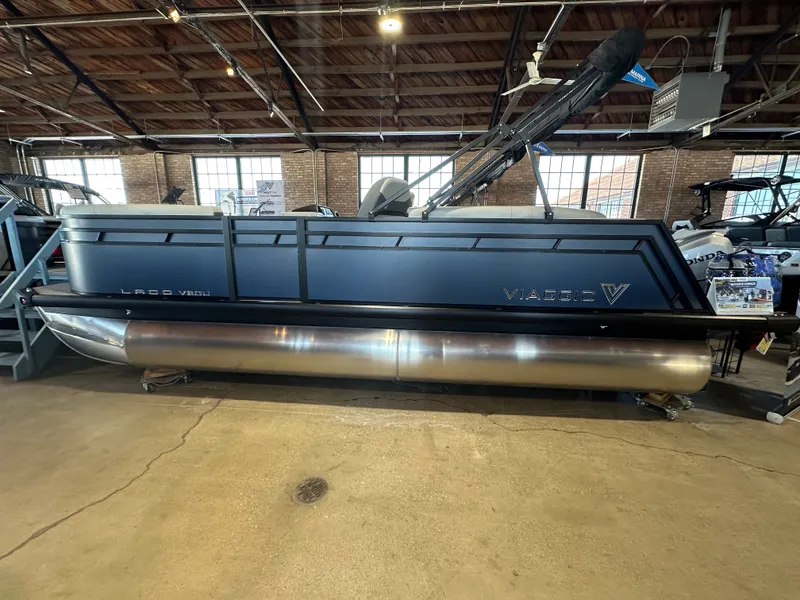 The Image of Viaggio LAGO V 20U 2025 - 0