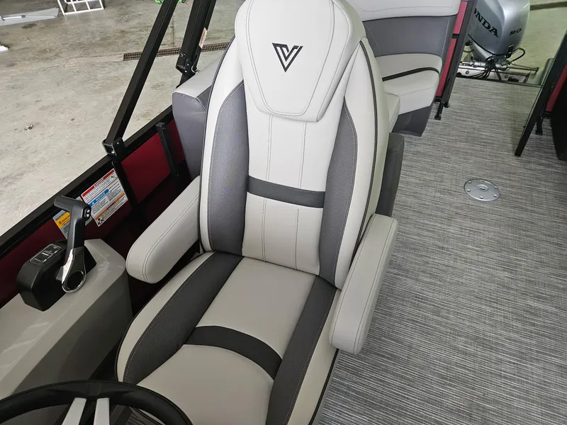 Slide: The Image of Viaggio LAGO X 20U 2025 - 12