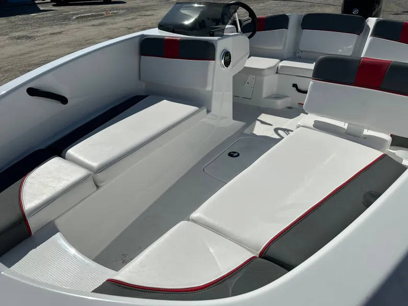 Slide: The Image of Tahoe T16 2024 - 5