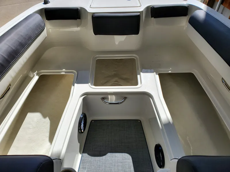 Slide: The Image of Bayliner DX 2050 (D20i) 2023 - 11