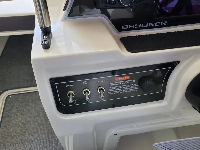 Slide: The Image of Bayliner DX 2050 (D20i) 2023 - 25