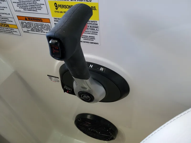 Slide: The Image of Bayliner DX 2050 (D20i) 2023 - 26