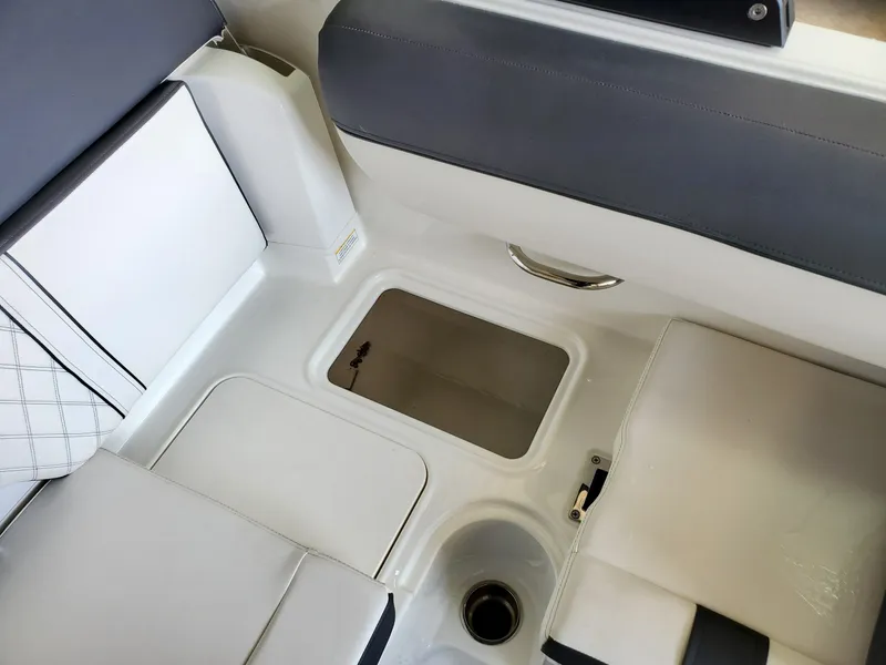 Slide: The Image of Bayliner DX 2050 (D20i) 2023 - 36