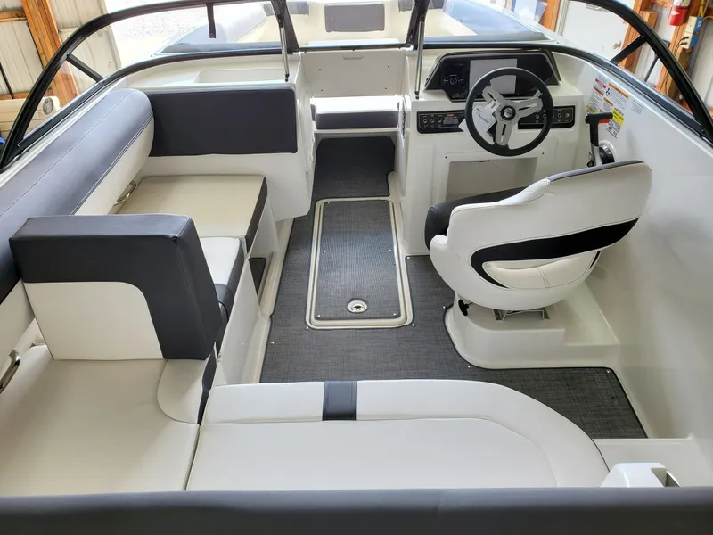 Slide: The Image of Bayliner DX 2050 (D20i) 2023 - 7