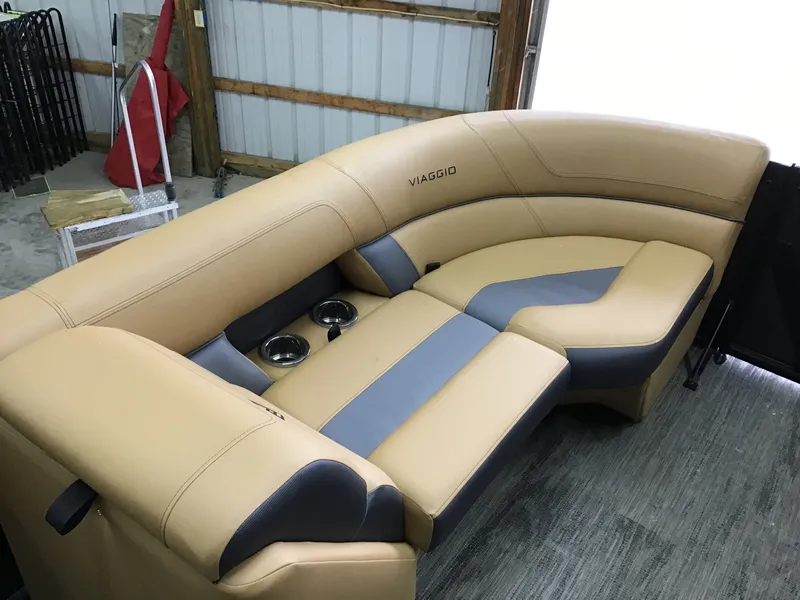 Slide: The Image of Viaggio DIAMANTE U 23 SPORTTOON 2023 - 10