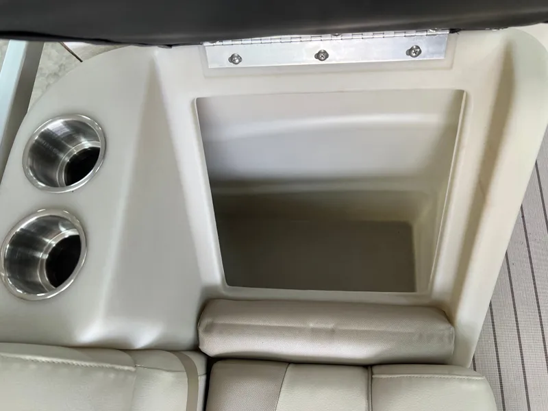 Slide: The Image of Forester 2238 C CRUISE SPORT TOON 2023 - 11