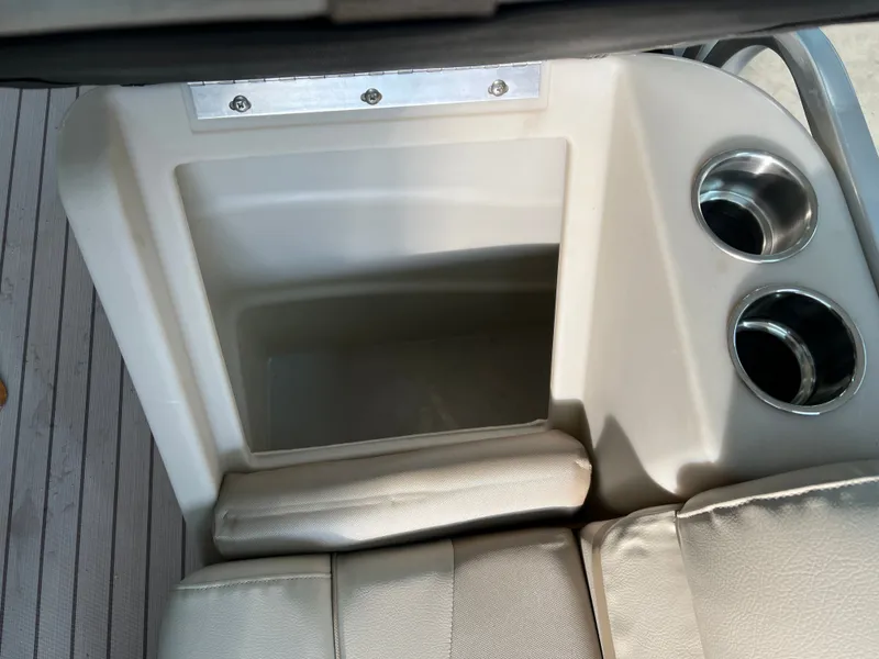 Slide: The Image of Forester 2238 C CRUISE SPORT TOON 2023 - 15