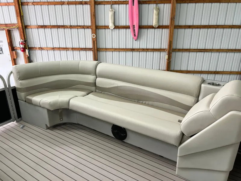 Slide: The Image of Forester 2238 C CRUISE SPORT TOON 2023 - 8