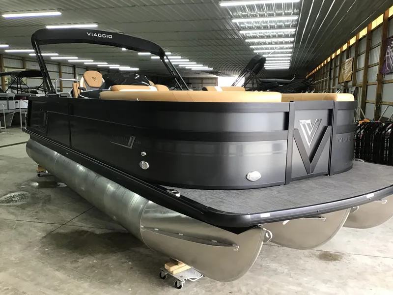 The Image of Viaggio DIAMANTE S 23 TRITOON 2023 - 0
