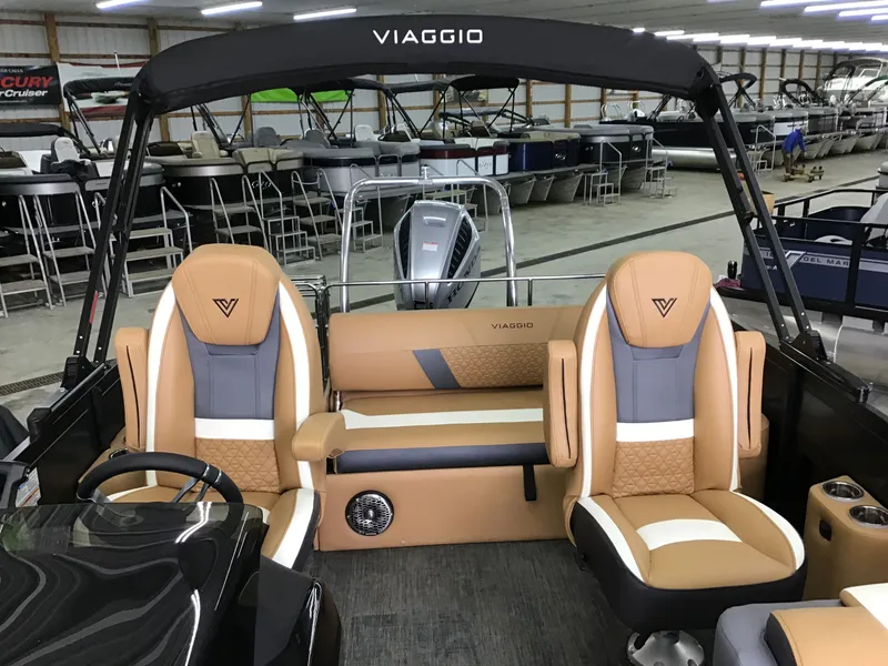 Slide: The Image of Viaggio DIAMANTE S 23 TRITOON 2023 - 15